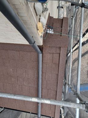 横須賀市　N様邸　2024年2月　　　　屋根重ね葺き・外壁目地打ち替え　　付帯塗装